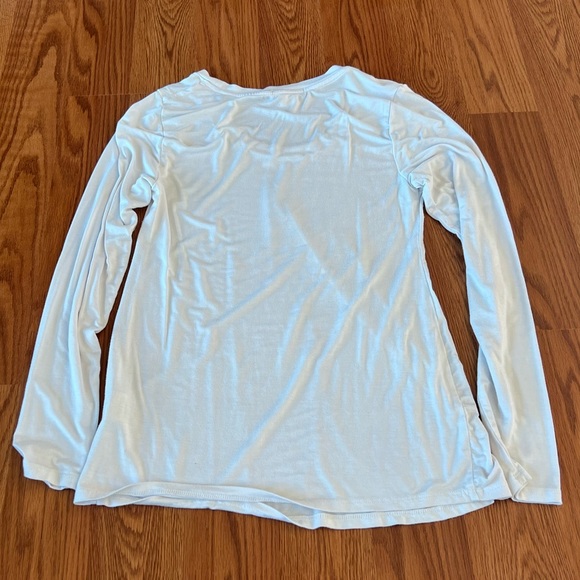 Ingrid & Isabel Maternity Scoop Neck Tee - Picture 3 of 6